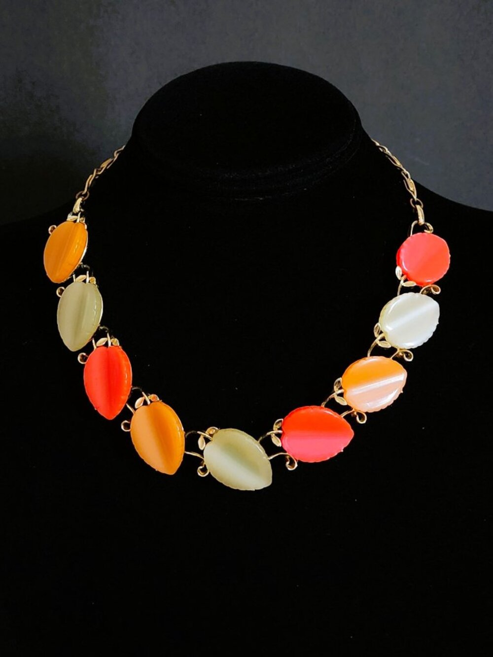 Vintage 50s Lisner Lucite Moonglow Leaf Necklace Orange Cream Mid Century MCM